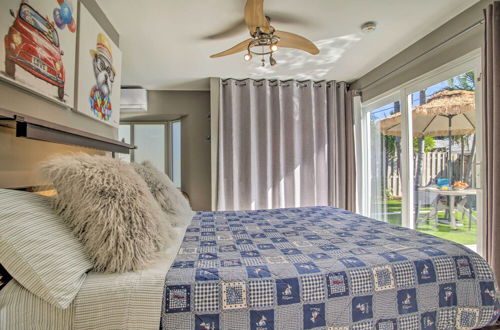 Photo 12 - Chic + Cozy Deerfield Beach Studio w/ Pool