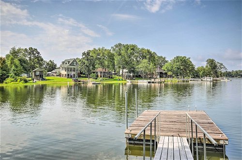 Foto 7 - Adorable Lakefront Cottage w/ Dock & Grill