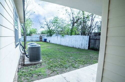 Photo 14 - Fascinating 1br/1 BA Near Festive DT and Riverwalk