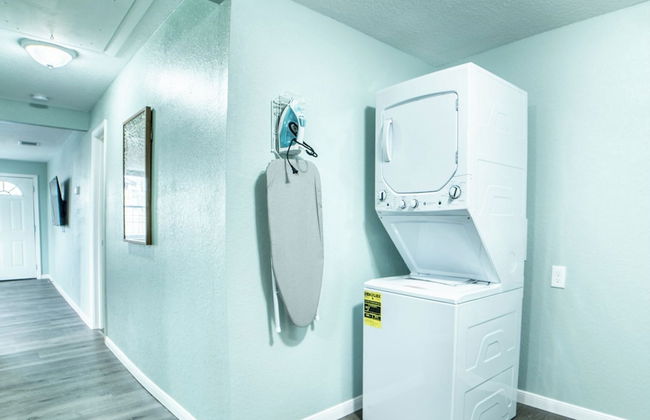Fascinating 1br/1 BA Near Festive DT and Riverwalk - Photo 12