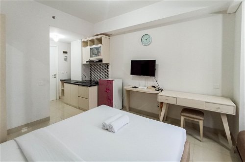 Foto 27 - Modern Look And Comfortable Studio Barsa City Apartment