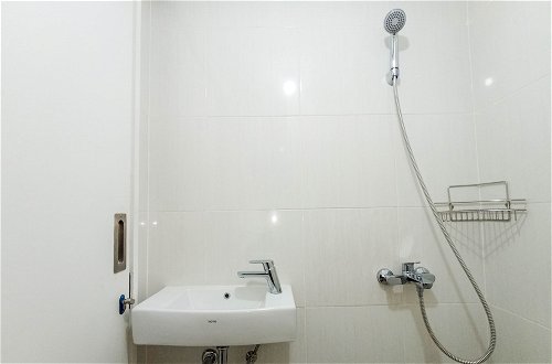 Photo 23 - Modern Look And Comfortable Studio Barsa City Apartment