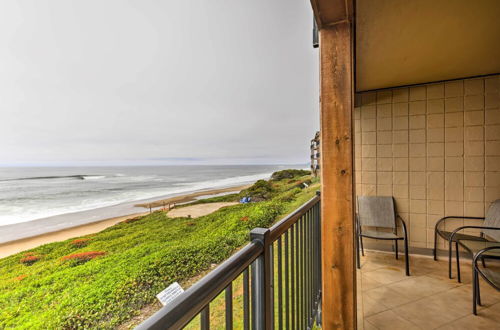 Photo 8 - Beachfront Condo w/ Patio & Views - Walk to Shore