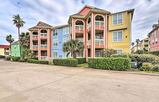 Photo 2 - Galveston Retreat w/ Balcony & Ocean Views