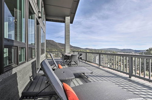 Foto 18 - Modern Pine Retreat w/ Deck & Stunning Views