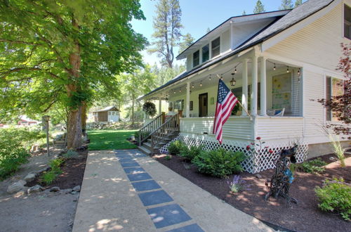 Foto 19 - Modern Farmhouse w/ Movie Room - 6 Mi to Lake