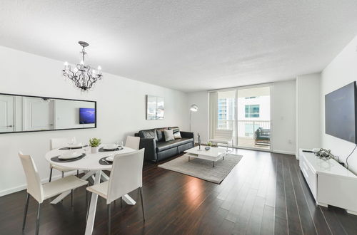 Photo 12 - Awesome Condo At Brickell W Free Parking