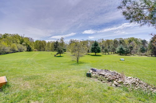 Photo 10 - Cozy Upstate New York Getaway w/ Fire Pit