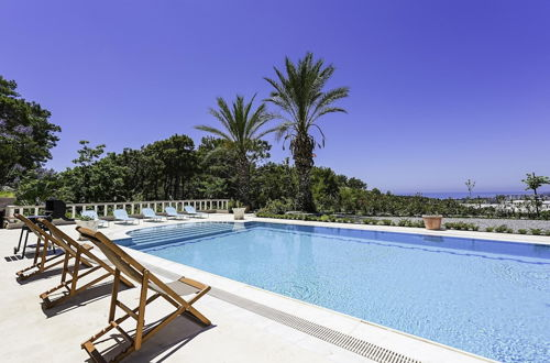 Foto 8 - Sea View Terrace Big Villa w Pool 5 min to Beach