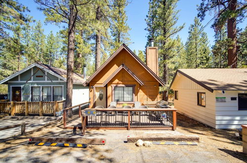 Photo 3 - Goldilodge: Big Bear Lake Cabin w/ Spacious Yard