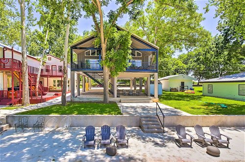 Photo 26 - Stunning Mcqueeney Home: Decks & Outdoor Space