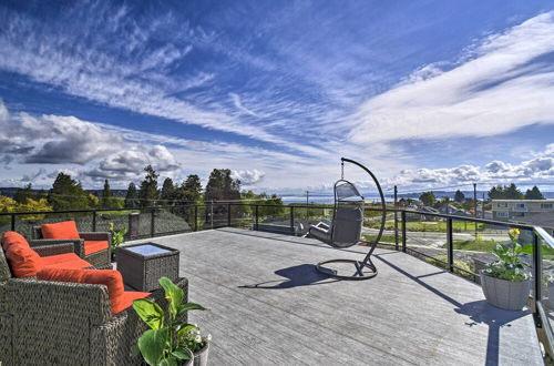 Photo 1 - 'ruston Retreat' - Mod Home w/ Rooftop Deck