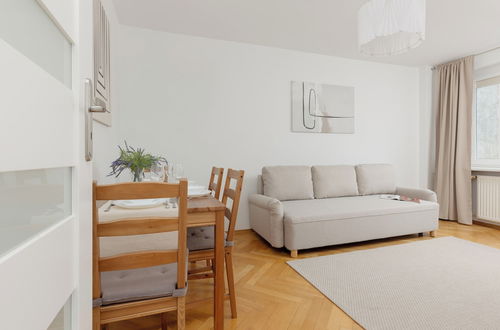 Photo 11 - Apartment Chmielna 100 by Renters