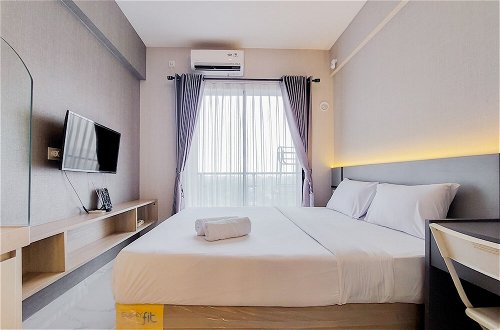 Photo 13 - Gorgeous And Tidy Studio At Sky House Bsd Apartment