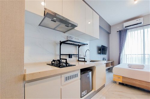 Photo 4 - Gorgeous And Tidy Studio At Sky House Bsd Apartment