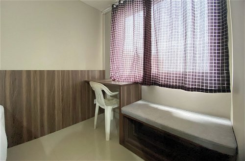 Photo 12 - Minimalist Studio Apartment At Gateway Park Lrt City Bekasi