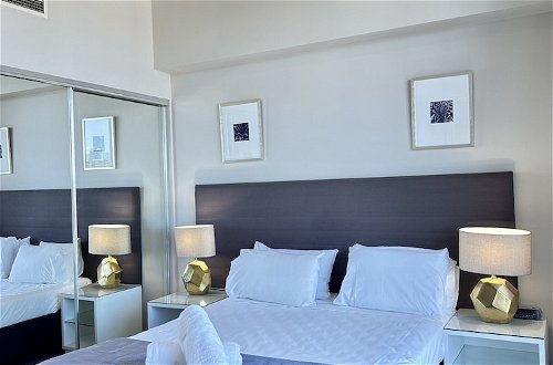 Photo 4 - Chevron Renaissance-Resort Style Living managed by Gold Coast Premium