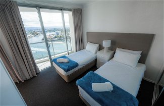 Photo 3 - Chevron Renaissance-Resort Style Living managed by Gold Coast Premium