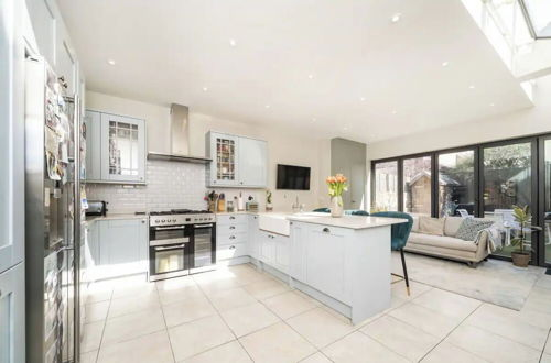 Foto 7 - Modern & Luminous 3BD Family Home - Fulham