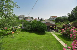 Foto 2 - Flat w Garden and Balcony 5 min to Beach in Uljinc