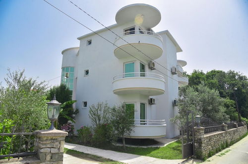 Photo 2 - Flat w Garden 5 min to Miami Beach in Ulcinj