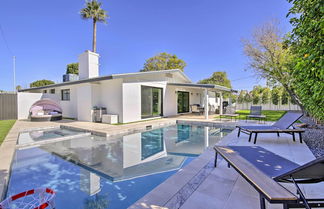 Photo 1 - Scottsdale Escape - Pool, Jacuzzi & Fire Pit