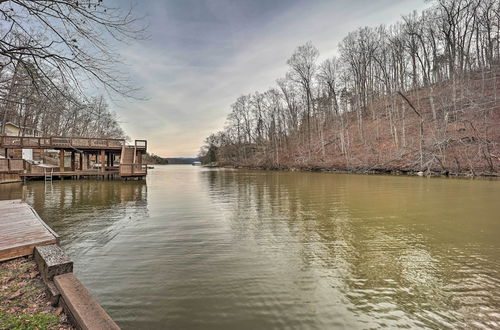 Photo 4 - Relaxing Retreat w/ Private Dock on Claytor Lake