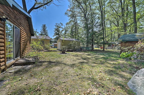 Photo 13 - Charming Houghton Lake Cottage w/ Backyard