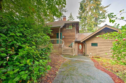 Photo 6 - Waterfront Bainbridge Island Home W/stunning Views