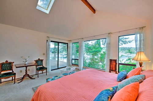 Foto 10 - Waterfront Bainbridge Island Home W/stunning Views