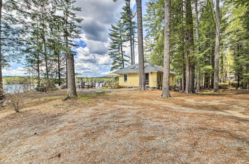 Photo 12 - Lakefront Cottage: Boat Dock, Patio & Kayaks