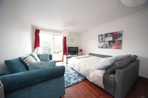 Foto 20 - Stunning 1-bed Apartment in Milton Keynes