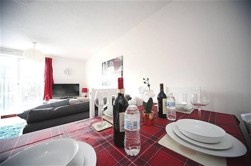 Foto 22 - Stunning 1-bed Apartment in Milton Keynes