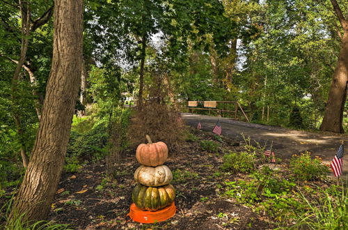 Photo 9 - Pittsford Trolley Home - Near Erie Canal