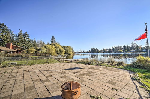 Photo 28 - Lakefront Seattle Area House w/ Private Deck