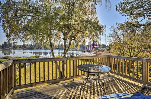 Photo 20 - Lakefront Seattle Area House w/ Private Deck