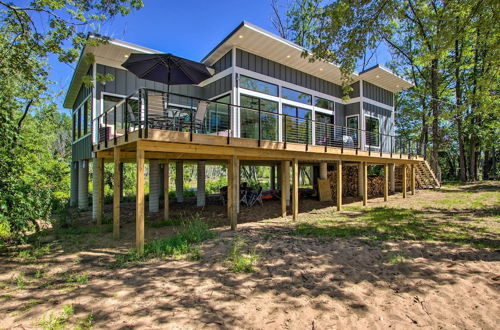 Photo 25 - Modern Beachfront Oasis in Stockholm w/ Dock