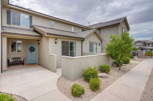 Photo 11 - Washington Townhome w/ Views & Pool Access