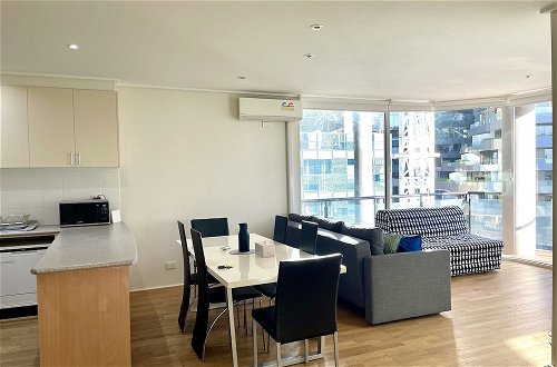 Foto 8 - Readyset Apartments at Dockside