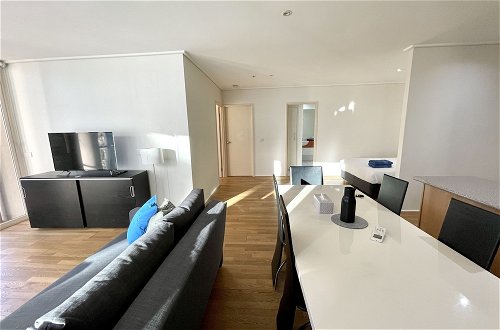 Foto 11 - Readyset Apartments at Dockside