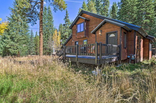 Foto 13 - Cozy Blue River Cabin w/ Treehouse: 6 Mi to Skiing