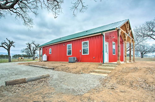 Foto 10 - Dog-friendly Texas Ranch w/ Patio, Horses On-site