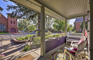 Photo 2 - 'the Purple House' Apt in Downtown Flagstaff