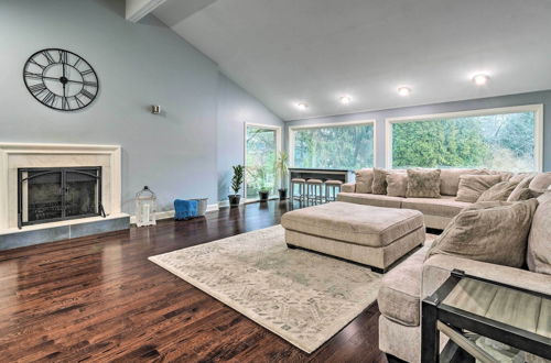 Photo 19 - Spacious Rochester Home w/ Heated Pool & Hot Tub