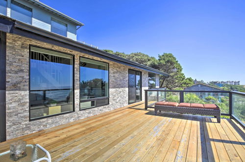 Foto 15 - Pacific Penthouse With Sunroom & Ocean Views