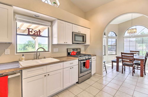 Photo 25 - Oro Valley Home w/ Hot Tub & Mountain Views