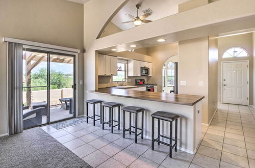 Photo 14 - Oro Valley Home w/ Hot Tub & Mountain Views