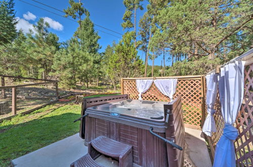 Foto 36 - Relaxing Pet-friendly Ruidoso Cabin w/ Deck