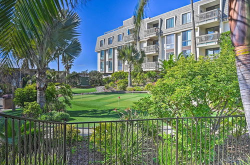 Photo 21 - 'deja Blue' Beachfront Condo w/ Resort Pools