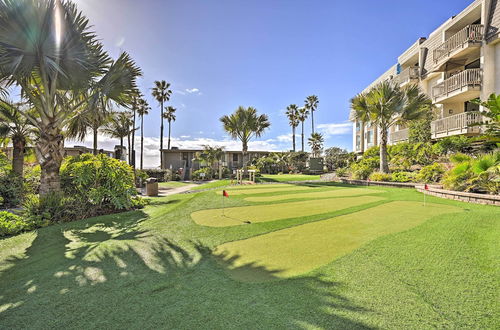 Photo 45 - 'deja Blue' Beachfront Condo w/ Resort Pools